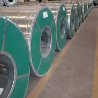 เหล็กม้วน Galvalume แบบจุ่มร้อน G280 G350 G550 ความกว้าง 20 มม. สำหรับการตัด