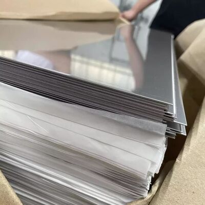 4x8 600-2500 มิลลิเมตรแผ่นสแตนเลส 1000-6000 มิลลิเมตร จุดละลาย 1370-1400 °C